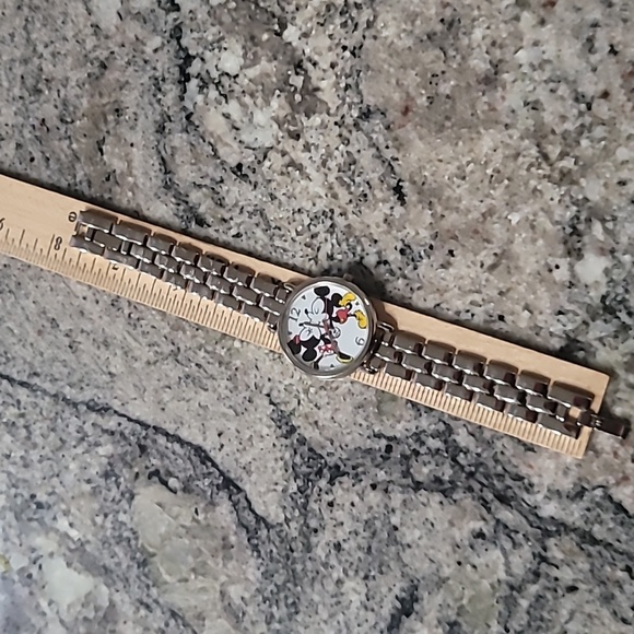 Disney Vintage Watch - Picture 7 of 14
